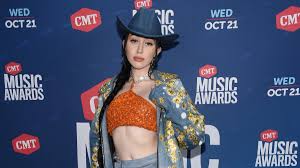 Изучайте релизы noah cyrus на discogs. Noah Cyrus Apologizes For Making Racially Insensitive Comment Complex