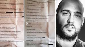 Telefono spento, sigaretta e caffè solo in pausa: polemica sulle regole  severe dell'archistar Caputo