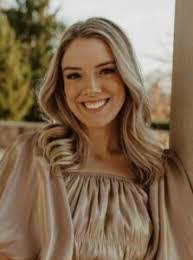 Carolyn Denero's Instagram, Twitter & Facebook