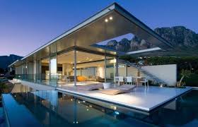 Exklusive Villa Mit Spiegel Oberflache House And Home Magazine Architecture Luxury House Plans