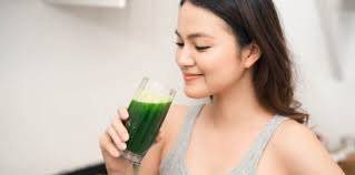 Kemudian masukkan dalam blender dan tambahkan sedikit air, gula pasir secukupnya serta es batu. Jus Bayam Ketahui 5 Manfaat Serta Efek Sampingnya Berikut Ini Theasianparent Indonesia