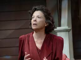 As of august 2021, annette has an estimated net worth of $55 million. Annette Bening On Returning To Broadway After 32 Years In All My Sons Vogue