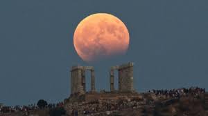 Maybe you would like to learn more about one of these? Tak Hanya Sholat Khusuf Amalan Yang Cocok Saat Gerhana Bulan Total Super Blood Moon 28 Juli 2018 Banjarmasin Post