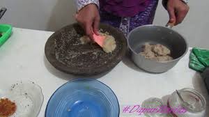 Daging punuk (blade) sering digunakan untuk membuat empal, semur, sup, kari, abon,. Resep Masak Daging Empal Goreng Dapurharian Youtube