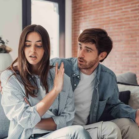 لماذا يصبح العتاب في العلاقات بلا جدوى؟. طرق للتعامل بشكل صحي - مجلة هي