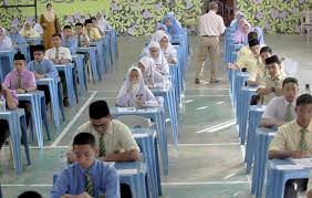 Pt3 bahasa inggeris (listening test) listening practice. Pt3 Exam Candidates Nationwide Tackle Bm Mathematics Today