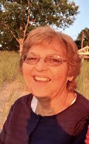 Helen Sager's Instagram, Twitter & Facebook