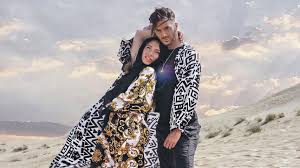 Nur frauen bilder und gifs. Respektlos Rafi Wettert Gegen Freund Sam Und Georgina Promiflash De