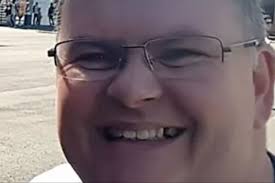 Heartbreaking tributes paid to 'friendliest' bus driver who died from  measles in first Irish death in over 20 years