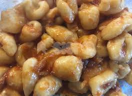 Ingredienti:500g patate500g farina50g parmigiano 1. Gli Gnocchi Di Patate La Tipica Ricetta Tradizionale Umbra Della Nonna Assisinews