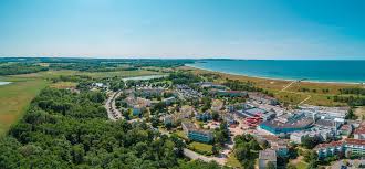 Das nach dem gut weißenhaus benannte seebad an der ostsee liegt etwa fünf kilometer von oldenburg in holstein entfernt an der hohwachter bucht und der nordküste der. Ferienpark Weissenhaeuser Strand 68 1 2 3 Prices Hotel Reviews Wangels Germany Tripadvisor