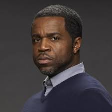 Hudson & Rex S02E08: Die Rune des Todes (Game Of Bones)