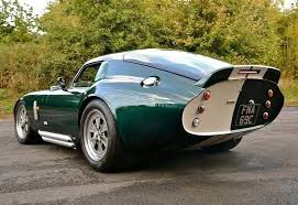 vintage cars photo blog on instagram built to beat the ferrari 250 gto the shelby daytona was a winning aerodynamics exercise it was notice マッスルカー 自動車 車