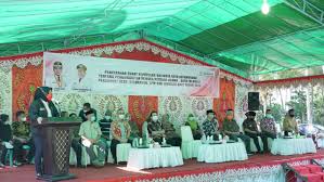 Wali Kota Tatong Bara Menyerahkan Sk Kepada 981 Petugas Agama Dan Guru Mengaji Bolmora Com