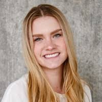 Sarah Frederick's Instagram, Twitter & Facebook