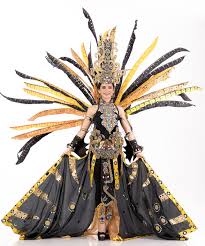 Sang wanita national costume of miss universe indonesia 2019 @frederikacull ❤ this is not a story about the legend of. Photographer Hartono Hosea National Costume North Sulawesi Indonesia One Eyeland