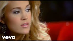 Hollie Starr's Instagram, Twitter & Facebook