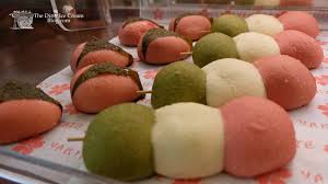 Mochi ice cream is the perfect, compact dessert to grab and eat on a hot summer day. The Dirty Ice Cream Blog April 2017