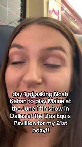 Jasmine Eggins's Instagram, Twitter & Facebook