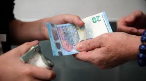 Jun 23, 2021 · l'argent de poche des parents n'est plus la seule source de revenus des enfants. Argent De Poche Toutes Les Reponses Aux Questions Que Se Posent Les Parents