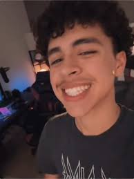 Marcusonthelow Hot Tub