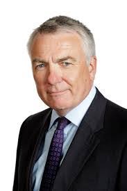 Perry Emery's Instagram, Twitter & Facebook