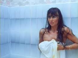 Naked Caroline Munro in The Last Horror Film < ANCENSORED