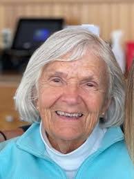 Isabelle Grant's Instagram, Twitter & Facebook