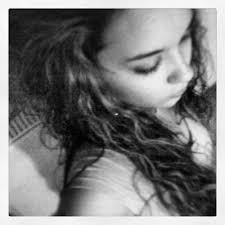 Amber Mucklow's Instagram, Twitter & Facebook