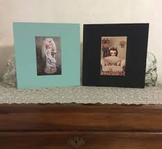 The six modern black frames stylishly allow you to display documents, photos, artwork, postcards, and other collectibles that you wish to showcase in your home or office. How To Create Easy Postcard Frames Recycled Crafts