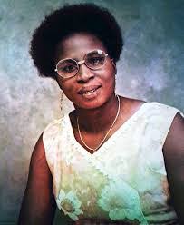 Tennille Robinson's Instagram, Twitter & Facebook