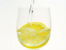 Pour retrouver une taille en moins en le soir, préparez du poisson grillé. 5 Bonnes Raison Pour Boire Du Jus De Citron Pour Maigrir