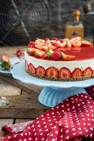Eine dickmann's torte ohne backen. Ach Du Schone Erdbeerzeit Erdbeer Torte Ohne Backen Mitliebezurtorte