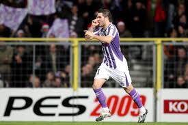 La saison du toulouse football club est un calvaire sportif, les violets n'ont jamais réellement trouvé un rythme de croisière hormis dans la défaite. Emana Gignac Sissoko Le 11 De Legende Du Toulouse Football Club Sous L Ere Sadran Actu Toulouse
