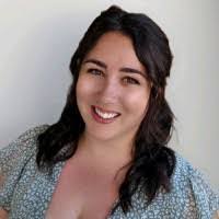 Stephanie Mackenzie's Instagram, Twitter & Facebook