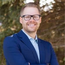 Adam Batchelder's Instagram, Twitter & Facebook