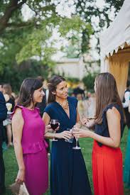 ¿debe una invitada ir siempre de largo a una celebración de tarde? Protocolo De Las Bodas De Tarde O Noche El Laurel Catering