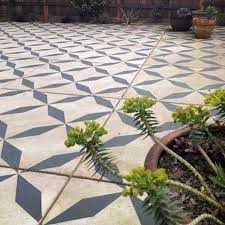 40 Stunning Painted Floor Tiles For Patio Decor Ideas In 2020 Painted Patio Painted Cement Patio Paint Concrete Patio