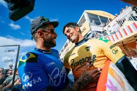 Filipe Toledo minimiza domínio de Gabriel Medina no circuito: "Cedo para falar de título mundial"
