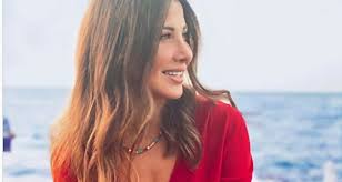 پسری شبیه نانسی عجرم$محمود تبار. Ù†Ø§Ù†Ø³ÙŠ Ø¹Ø¬Ø±Ù… ØªØ·Ø±Ø­ ØªÙŠØ²Ø± Ø«Ø§Ù„Ø« Ø§ØºÙ†ÙŠØ§Øª Ø§Ù„Ø¨ÙˆÙ…Ù‡Ø§ Ø§Ù„Ø¬Ø¯ÙŠØ¯ Ø¬Ø§ÙŠØ© Ù…Ø¹Ø§Ùƒ Beirutcom Net