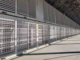 Bitcoin mining software's role is to send out the miner's work to the rest of the network and receive completed work from others on the network. Jmm5xcfb0byl2m