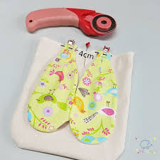 Le Parfait Petit Sac De Paques Lapin Tuto Et Patron Inside Pikebou Sacs En Tissu Sac Couture Pour Bebe