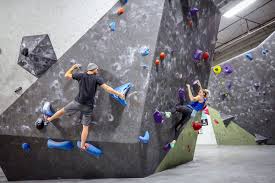 The annual new year resolution (nyr) comp is black rock bouldering gym's biggest climbing competition! Chalk Cartel On Twitter Black Rock Bouldering Gym Phoenix Az Climbers Scott Stuk Scottstuk Left Claire Bukowski Claire Bukowski Right Soill Route Name Unknown Comp Route