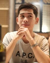 Ruth Gascon's Instagram, Twitter & Facebook