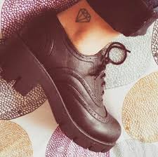 Small Diamond Tattoo Ink Youqueen Girly Tattoos Youqueen Small Diamond Tattoo Diamond Tattoos Small Tattoos