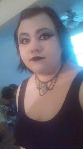 I couldn't help myself. At this point I think it's an impulse few of us can  resist....🤘😈