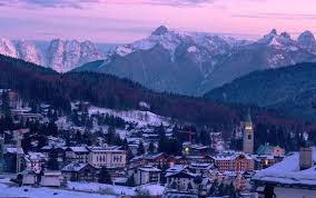 Met dat in gedachten het coronavirus raakt ons allemaal. Cortina Family Resort Spa Cortina D Ampezzo Bis Zu 70 Voyage Prive