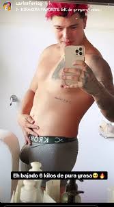 Pack de famosos y chicos desnudos