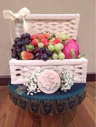 About 22% of these are storage baskets, 0% are storage boxes & bins. Pin By Siti Nurdiana Md Ghazali On Gift Tray Dulang Hantaran Rustic Styles Fruit Basket Gift Wedding Gift Boxes Wedding Gifts