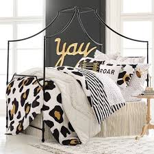 Saved by taylor van roekel. How To Choose A Dorm Color Scheme Plus 15 Examples